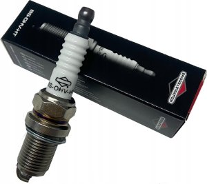 Briggs & Stratton ŚWIECA ZAPŁONOWA BRIGGS&STRATTON TRAKTORY SILNIKI GÓRNOZAWOROWE 8