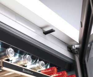 Chłodziarka do wina Miele Under-counter wine cooler Miele KWT 6322 UG black 2