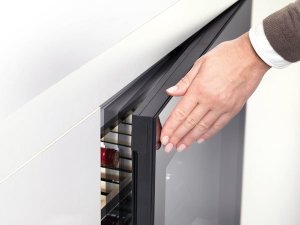 Chłodziarka do wina Miele Under-counter wine cooler Miele KWT 6322 UG black 5