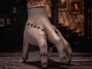 Jada RC Wednesday Thing Crawling Hand 253254005 7