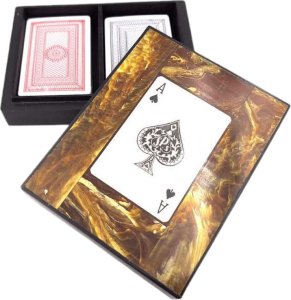Giftdeco Dwie talie kart w pudełku z żywicy 1