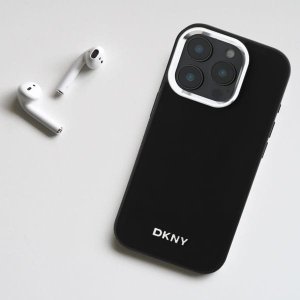 DKNY DKNY DKHMP15LPSCMCLK iPhone 15 Pro 6.1" czarny/black hardcase Plain Logo MagSafe 4