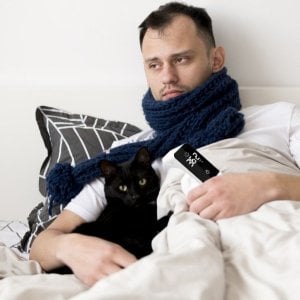 Retoo TERMOMETR BEZDOTYKOWY NA PODCZERWIEŃ MEDYCZNY LCD ALARM GORĄCZKI DO UCHA CZOŁA 15