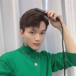 Prostownica Retoo MINI PROSTOWNICA DO WŁOSÓW LOKÓWKA TURYSTYCZNA PODRÓŻNA CERAMICZNA MAŁA 10