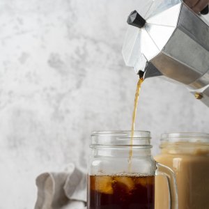 Kawiarka Retoo KAWIARKA ALUMINIOWA ZAPARZACZ EKSPRES DO KAWY ESPRESSO 600ML PŁYTA GAZ 9