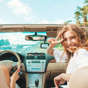 Kamera Retoo WIDEOREJESTRATOR SAMOCHODOWY + KAMERA COFANIA Z WYŚWIETLACZEM DASH CAM HDR 9