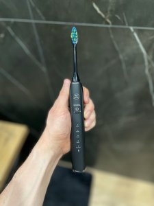 Szczoteczka Heelly SZCZOTECZKA SONICZNA DO ZĘBÓW ELEKTRYCZNA HEELLY 6 KOŃCÓWEK MOCNA ETUI IPX 2