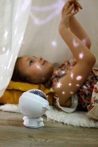 Hama INNOGIO PROJEKTOR DLA DZIECI Z POZYTYWKĄ GIOstar Astronaut 12