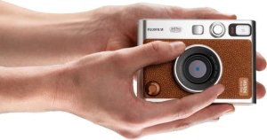 Aparat cyfrowy Fujifilm Mini EVO brązowy 12
