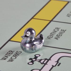 Hasbro Gra planszowa Monopoly Klasyczne z nowymi pionkami 4