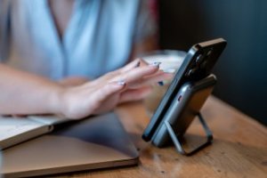 Powerbank Newell MS-10000 MagSafe 10000mAh Szary 11