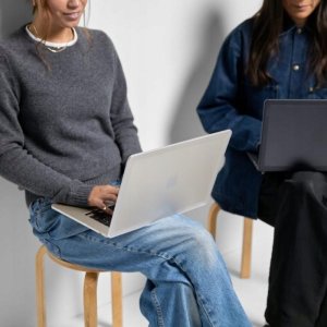 Etui Incase Hardshell Case for MacBook Air (13-inch, M3, 2024) - Clear 9