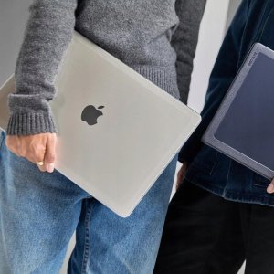 Etui Incase Hardshell Case for MacBook Pro (16-inch, M3, 2023) - Clear 8
