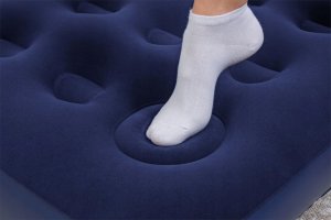 Bestway Air Mattress Queen - Dmuchany z wbudowaną pompką 152x203cm (67226) 9