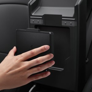 Spigen Spigen Tesla Center Console Organizer Hidden Storage Box, black - Tesla Model 3 (2024) 10