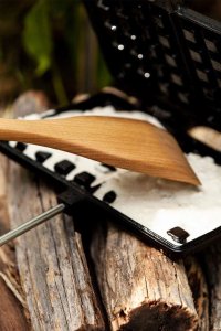 Petromax Żeliwna Gofrownica Ogniskowa Petromax 3