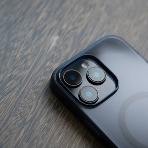 Incase Incase Slim Case MagSafe - Etui iPhone 16 (Black) 6