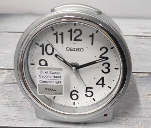 Seiko Budzik SEIKO QHE199S cichy mechanizm sensor . 3