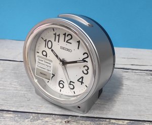 Seiko Budzik SEIKO QHE199S cichy mechanizm sensor . 4