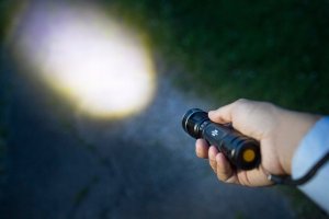 Latarka Brennenstuhl FLASHLIGHT HAND RECHARGE 600LM IP67 4