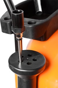 Neo Mobilna zlewarko-wysysarka do oleju pneumatyczna ze zbiornikiem kontrolnym 7