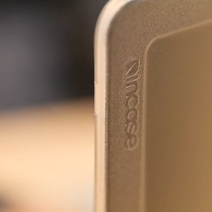 Etui Incase Hardshell Case for MacBook Pro (14-inch, M3, 2023) - Clear 18