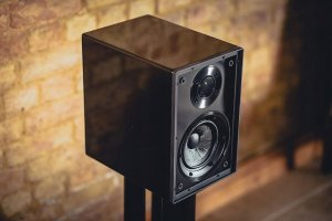 Kolumna Cyrus CYRUS ONE LINEAR BLACK 5