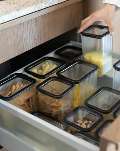 AgdExpert ZESTAW PIĘCIU POJEMNIKÓW KUCHENNYCH NA PRODUKTY SYPKIE BRANQ NEROLI 10