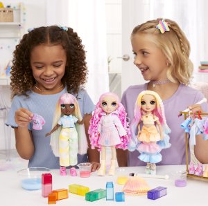 MGA Rainbow High WaterColor & Create Theme - Zielone oczy 8