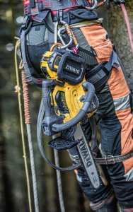 Piła łańcuchowa Dewalt DCMCST635X1-QW 54 V 35 cm 11