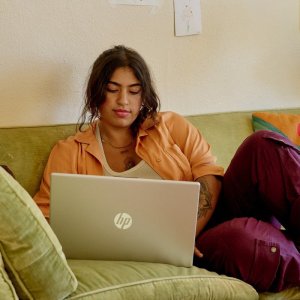 Laptop HP Laptop do pracy 15-fd0059ne / 9Q4M8EA / Intel i7-13 / 16GB / SSD 1TB / NVIDIA MX570 / FullHD / Win 11 / Srebrny 6