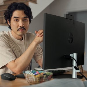 Komputer HP Komputer All in One 24-cr0706ng / 891G3EA / Intel i5-13 / 16GB / SSD 512 GB / Intel Xe / FullHD / Win 11 / Czarny 7