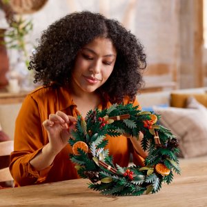 LEGO Icons Wieniec (10340) 4