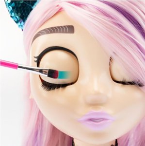 Nice Lalka do makijażu zmieniająca kolor oczu Influencer Nice 4