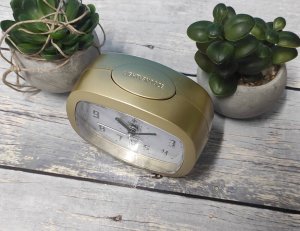 Perfect Budzik Perfect BB09007 złoty 9,2 cm podświetlenie drzemka . 4