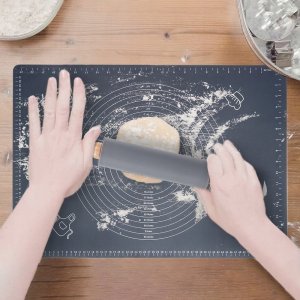 Vilde Zestaw Stolnica Wałek do Ciasta Silikonowa Nieprzywierająca VILDE 64x45 cm 11