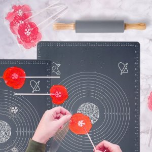 Vilde Zestaw Stolnica Wałek do Ciasta Silikonowa Nieprzywierająca VILDE 64x45 cm 9