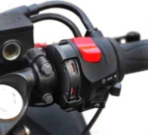 Ładowarka eXtremestyle Motocyklowe gniazdo USB QC + Typ-C PD MUS51 Power Ring 2