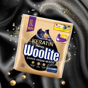 Woolite Woolite Żelowe kapsułki do prania z keratyną czerń, ciemne kolory & jeans 33 szt. 5