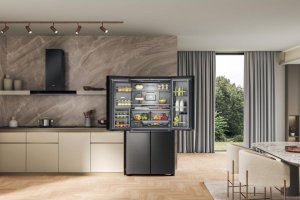 Lodówka Whirlpool Whirlpool Refrigerator | WQ9I FO2BX EF | Energy efficiency class E | Free standing | Side by side | Height 187.6 cm | No Frost system | Fridge net capacity 355 L | Freezer net capacity 237 L | Display | 41 dB | Black 23