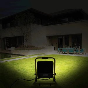 Aigostar  Przenośny halogen lampa robocza 50W 6500K  z przewodem Przenośna lampa robocza 50W 6500K odlewana ciśnieniowo z przewodem 5