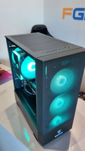 Komputer FOXKOMPUTER FGaMe_RYZEN 7 7700 AM5_32GB DDR5_RTX 4070 _ TB SSD 9