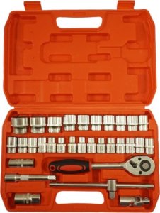 Beast Zestaw kluczy nasadowych 1/2" 8-32MM CV 32szt 1