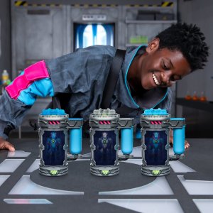 Figurka Usorteret MrBeast Lab MR. BEAST LAB Mutator Action Figs -Iconic Panther 14