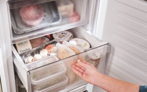 Lodówka Candy Candy CNCQ2T620DW Wolnostojący 409 l D Biały 24