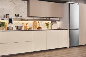 Lodówka Candy Candy CNCQ2T620DX Wolnostojący 409 l D Stal nierdzewna 20