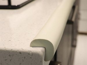 Verk Taśma piankowa zabezpieczjąca ranty rogi kanty narożniki miękka do mebli 2m Taśma piankowa zabezpieczjąca ranty rogi kanty narożniki miękka do mebli 2m 5