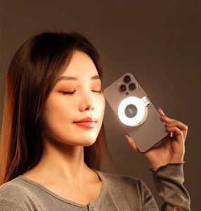 Lampa studyjna Ulanzi Lampa LED Magsafe biała (LM19) 2