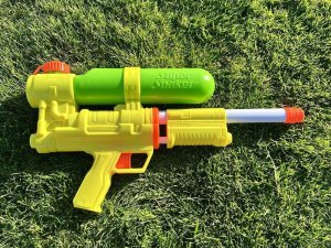 Hasbro Super poręczny pistolet na wodę dla dzieci żółty Nerf Soa XP50 ZA5185 2