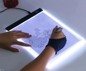 Jokomisiada Tablica podświetlana tablet LED do rysowania dla dzieci TA0111 7